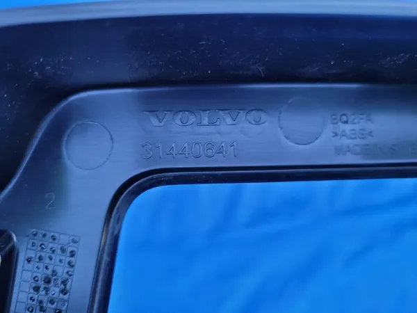 VOLVO XC60 II | Rear Wall Lock Cover 31440641 image 3