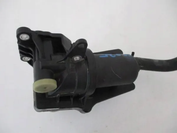 Refroidisseur d'huile boîte OEM A2465010501 Mercedes Classe B image 8