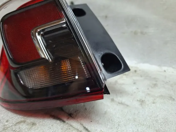 OPEL CROSSLAND X 17- Vänster Bakljus image 3