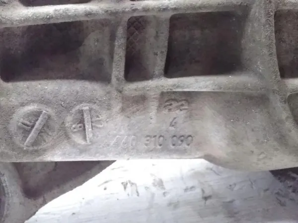 Redutor traseiro OEM 4460310090 para Porsche Cayenne 92A image 4