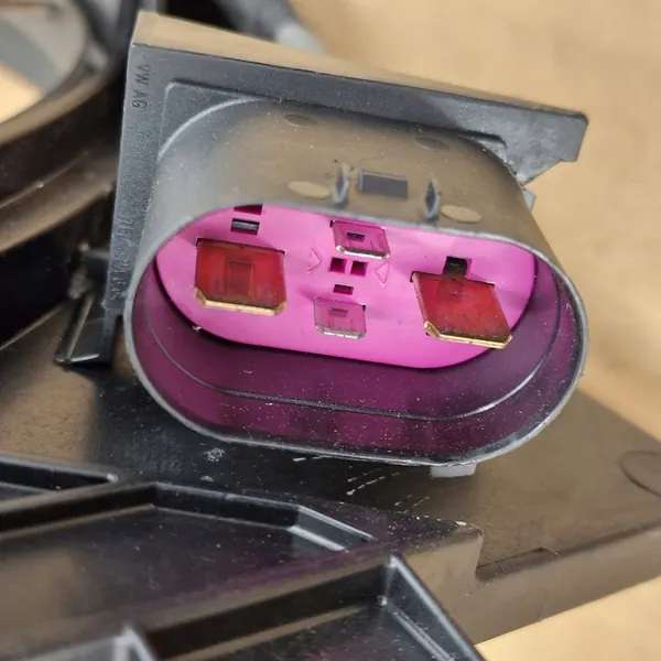 Kylfläkt VW Tiguan 5N 1.4TSI 600W image 4