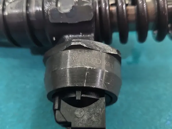 Pompe à lave-glace OEM 0414720313 testée 1.9 TDI image 3