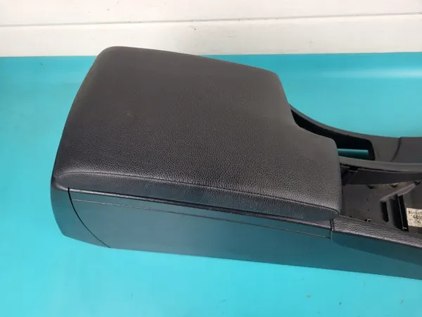 Apoio de Braço BMW E90/E91 OEM PRKA11422165527 image 6