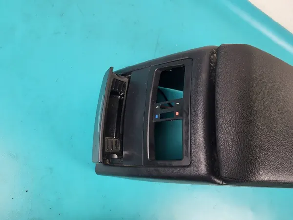 Apoio de Braço BMW E90/E91 OEM PRKA11422165527 image 8