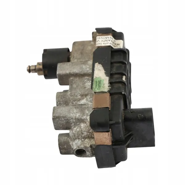 Turboaktuator Höger Audi A8 D4 4.2 OEM 057145874P image 5