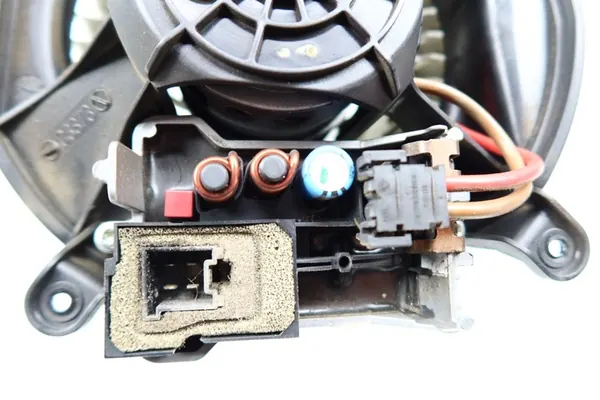 Verwarmingsventilator Mercedes W211 E-Class 2308216351 image 5