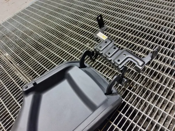 Console armsteun Hyundai i40 OEM SKE57014 - Gebruikt image 7