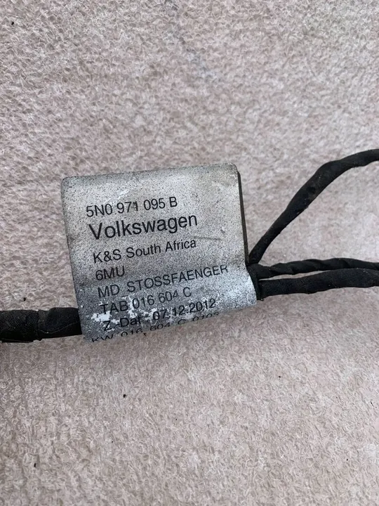 VW Tiguan Pysäköintisensorin Kaapeli 5N0971095B image 4