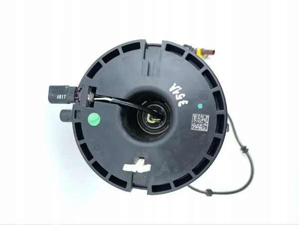 Porsche OEM 971.971.289A Ilmatyyny Panamera 2017 Oikea Taka image 4