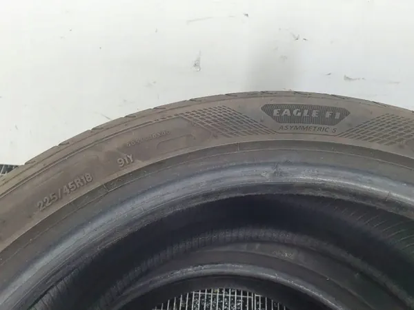 Paire de pneus OEM Goodyear Eagle F1 Asymmetric 5 225/45R18 image 3