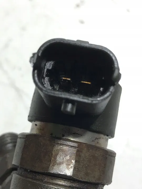 Inyector Volvo OEM 30750283 para XC90 2007 image 3