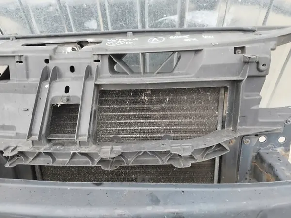 Vorderer Kühlerträger VW Polo IV 2005-2009 1.2 image 5