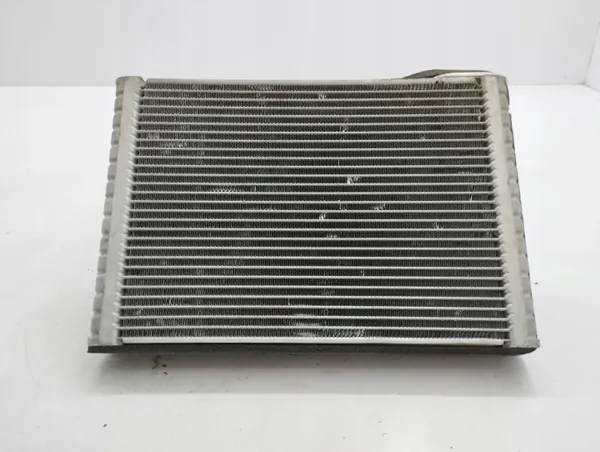 Opel Corsa D A/C Lämmitysydin OEM AMD167467 image 5