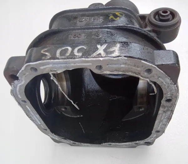 Differentialhus Infiniti QX70 FX50 OEM Z7Z17A image 4