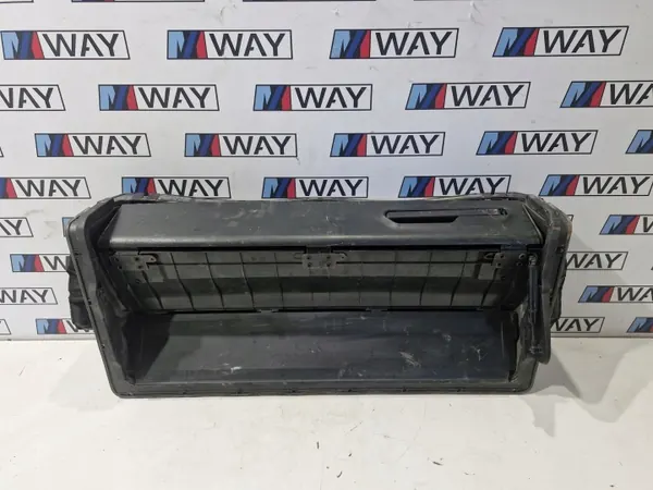 OEM 8236837 BMW E46 Cabrio Dachlagerabdeckung image 2