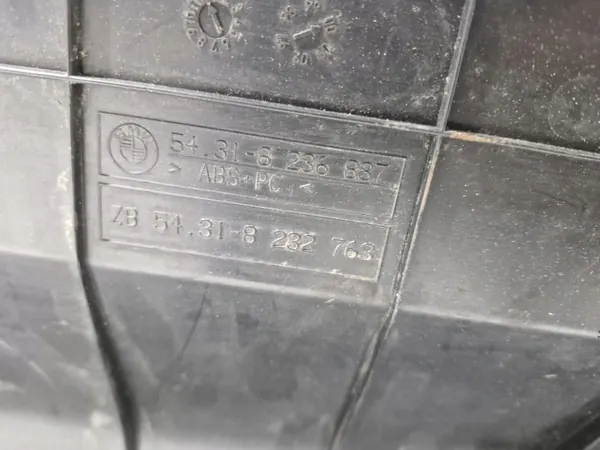 OEM 8236837 BMW E46 Cabrio Dachlagerabdeckung image 3