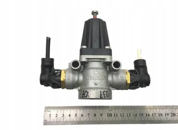 Régulateur de pression d'air Scania OEM 2090273 image 2