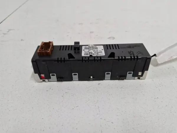Pantalla de visualización OEM 9678491880 para Citroen Berlingo image 9