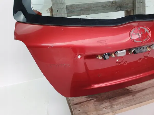 OEM ACR511 baklucka för Toyota Yaris III 2011-2017 image 4