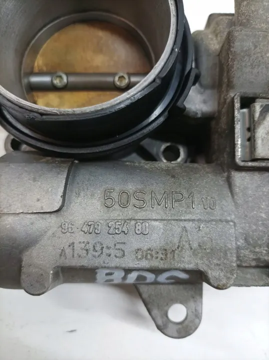 Corps de papillon OEM 9647925480 pour Citroen C4 1.4 16V image 4