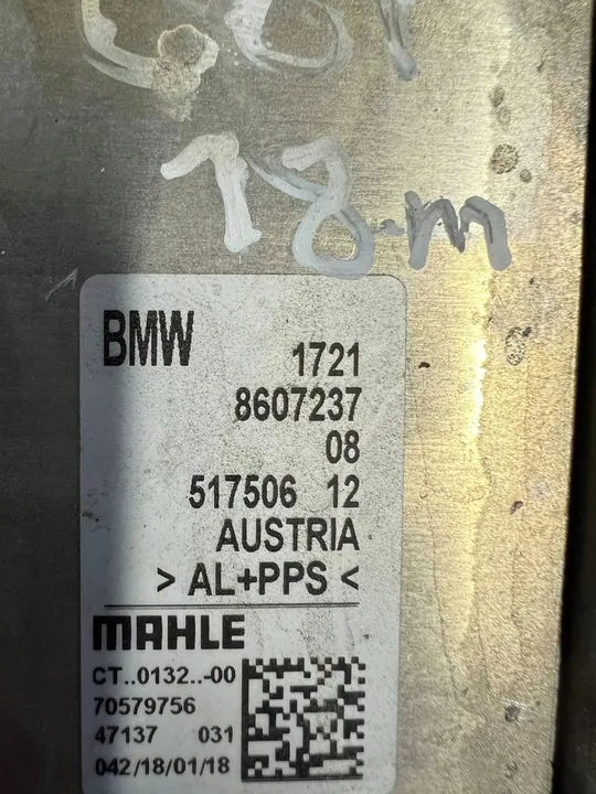 BMW 3 F30 330e Radiateur Huile 8607237 image 3