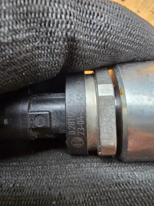 OEM 0445214248 Rail Inyección Iveco 3.0 HPI Euro6 image 4