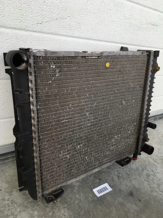 Vattenkylare Mercedes W124 E220 M111 2.2 Utan AC image 4