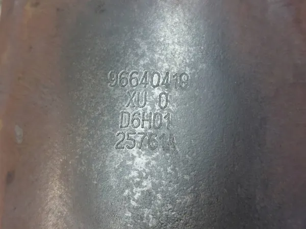 Pakoputken Keräin & Katalysaattori OEM 96640418/19 - Chevrolet image 3