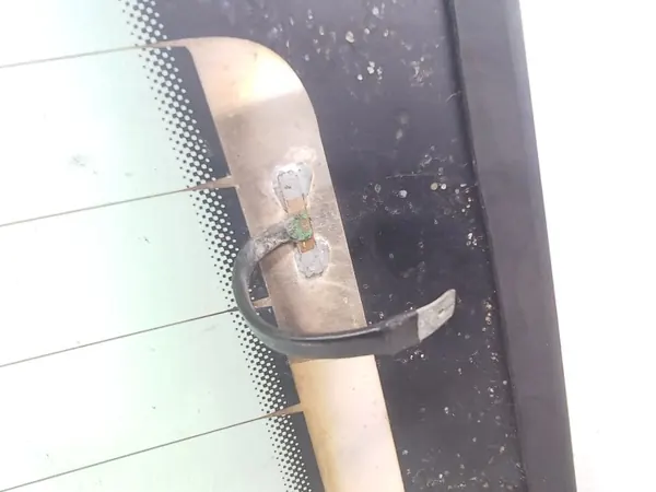 OEM JUR223094 vänster dörrglas för VW Caddy skåpbil image 6