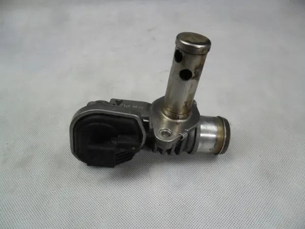 Soupape EGR OEM 171501870 pour Chrysler Pacifica 3.6 image 2