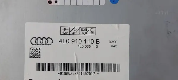 Audi Q7 CD-vaihtaja 4L0910110B - Käytetty OEM-osa image 4