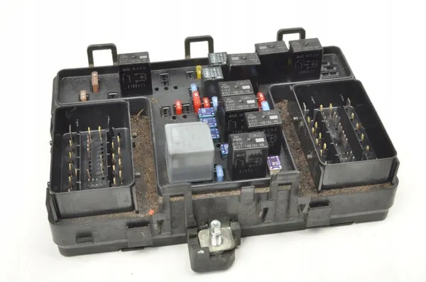Ford Mondeo MK5 Zekeringkast OEM FG9T14A067EB image 2