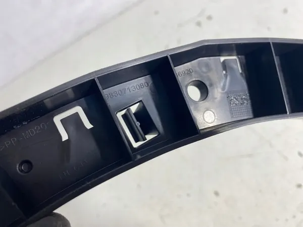 Deslizamento de montagem do para-choque dianteiro esquerdo Citroen C4 III OE image 5