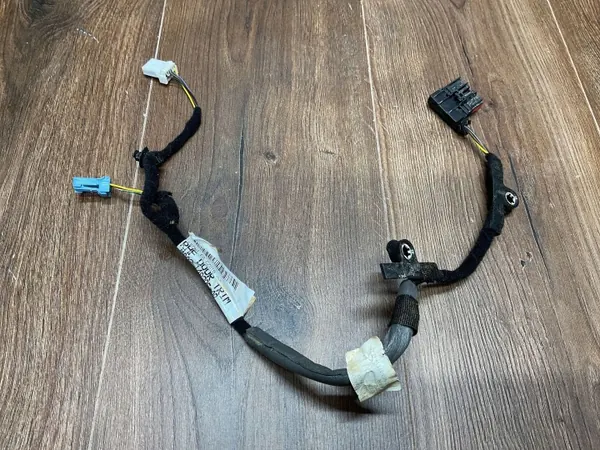 Höger Framdörrskabel OEM M8A214A205AB image 2
