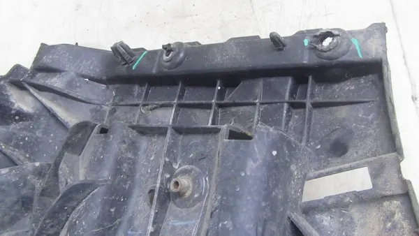 Suporte de para-choque dianteiro direito Renault Trafic II 620340101R image 4