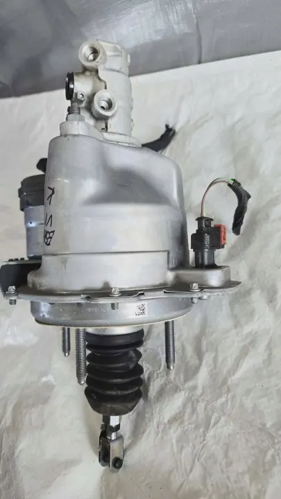 Servofrein Pompe OEM 460075590R pour Renault Occasion image 4