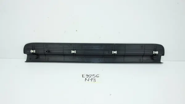 Mazda Xedos 1992 Schwellerverkleidung Links Vorne OEM C00168720 image 4
