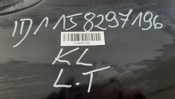 Painel lateral traseiro esquerdo Jeep Cherokee KL OEM 666ACM6666 image 5