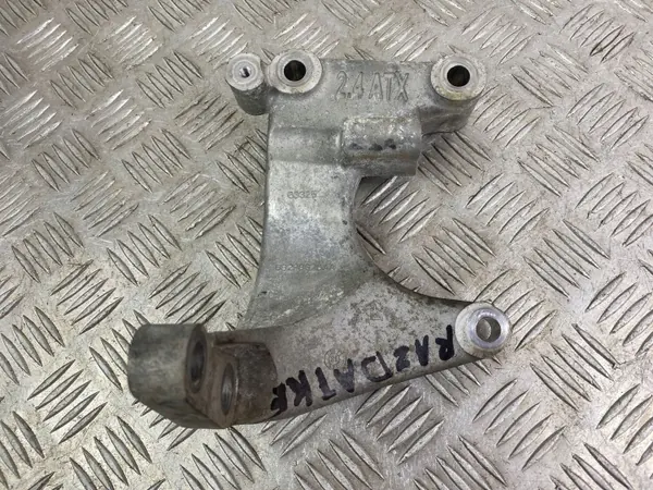 Suporte diferencial dianteiro OEM 68298626AA para Jeep Compass image 2