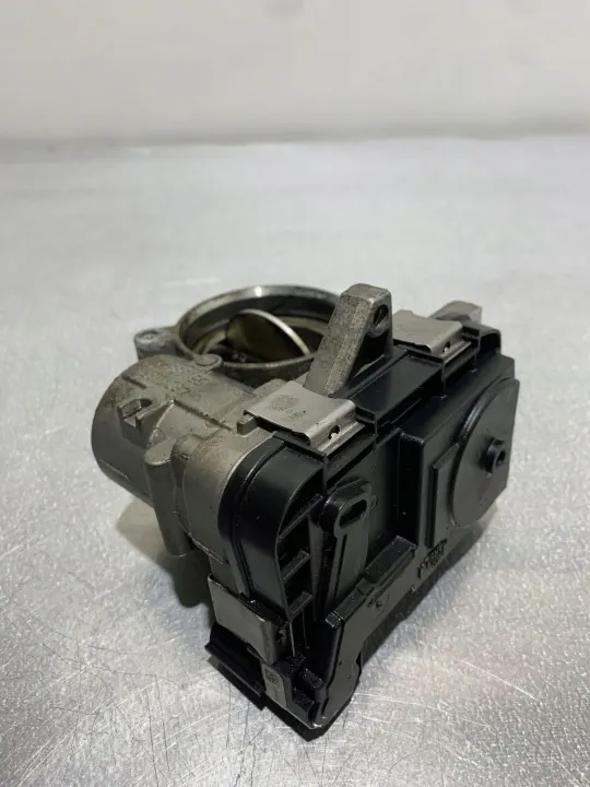 Corps de papillon Alfa Romeo OEM FBZ19500 - Occasion image 2