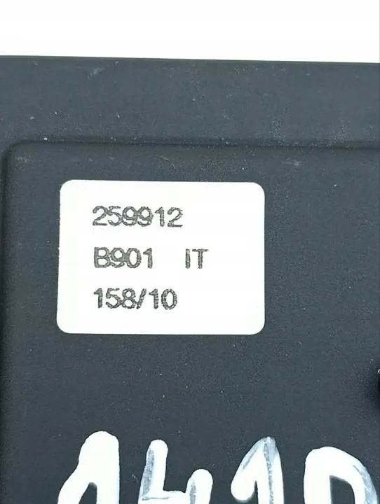 Antenneversterker OEM 259912 voor Maserati GranTurismo image 8
