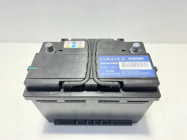 Bateria Volvo Lynk Co 70Ah OEM - Usada image 2