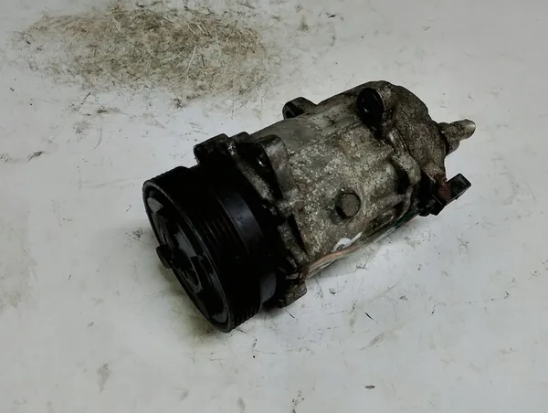 Compresseur de Climatisation Volkswagen OE 1J0820803K image 2