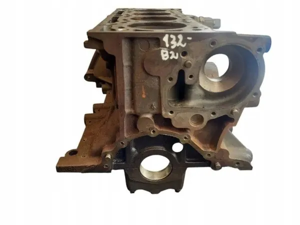 Bloque motor Dacia Duster 2012 OEM K4M696 Usado image 7