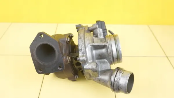 Toyota OE Turbokompressor OEM N47C16A för Avensis image 3