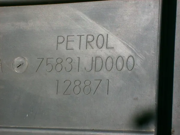 Nissan OE 75890JD50A Motoröverdrag image 6