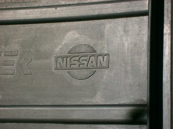 Nissan OE 75890JD50A Motoröverdrag image 8