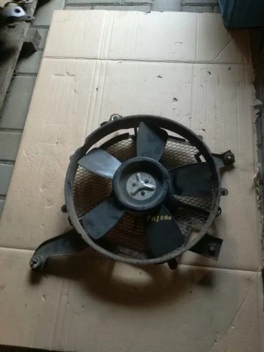 Ventilador de radiador Mitsubishi Pajero 1997 image 3