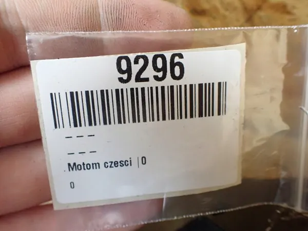 Takapuskuri vahvistus VW Jetta Golf image 10