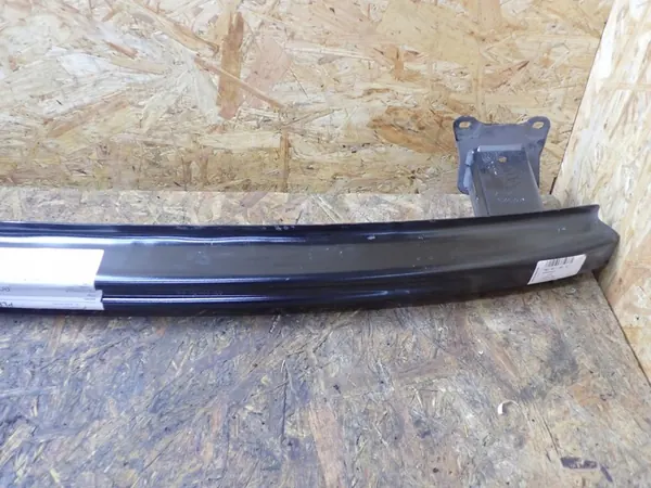 Takapuskuri vahvistus VW Jetta Golf image 4